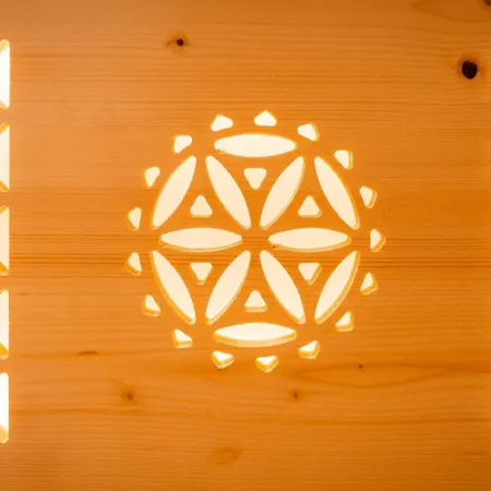 Goscinne Aniela Stasik 3*